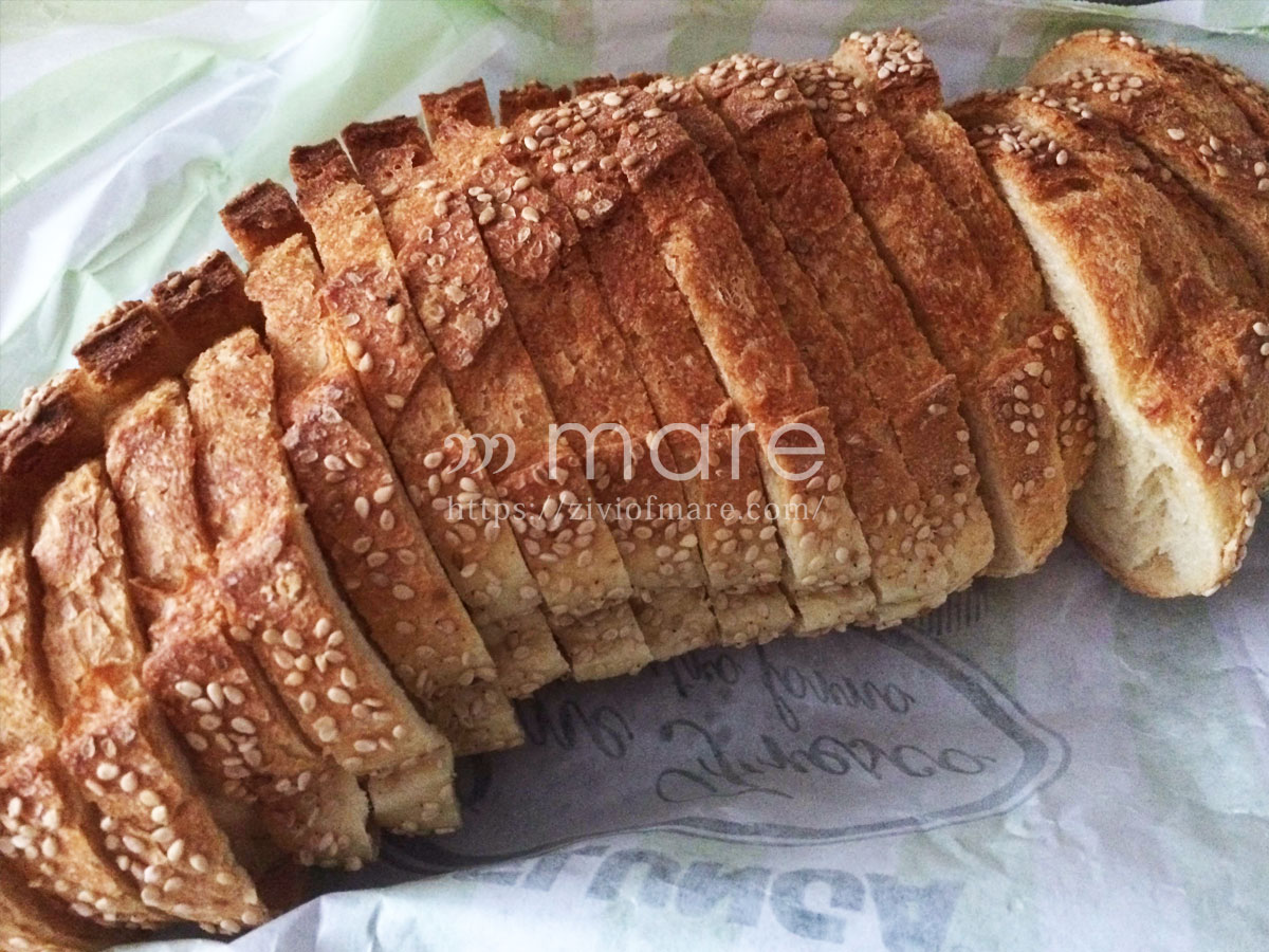 イタリアのパンは大量！冷凍保存がマストエッセルンガの大きいパン